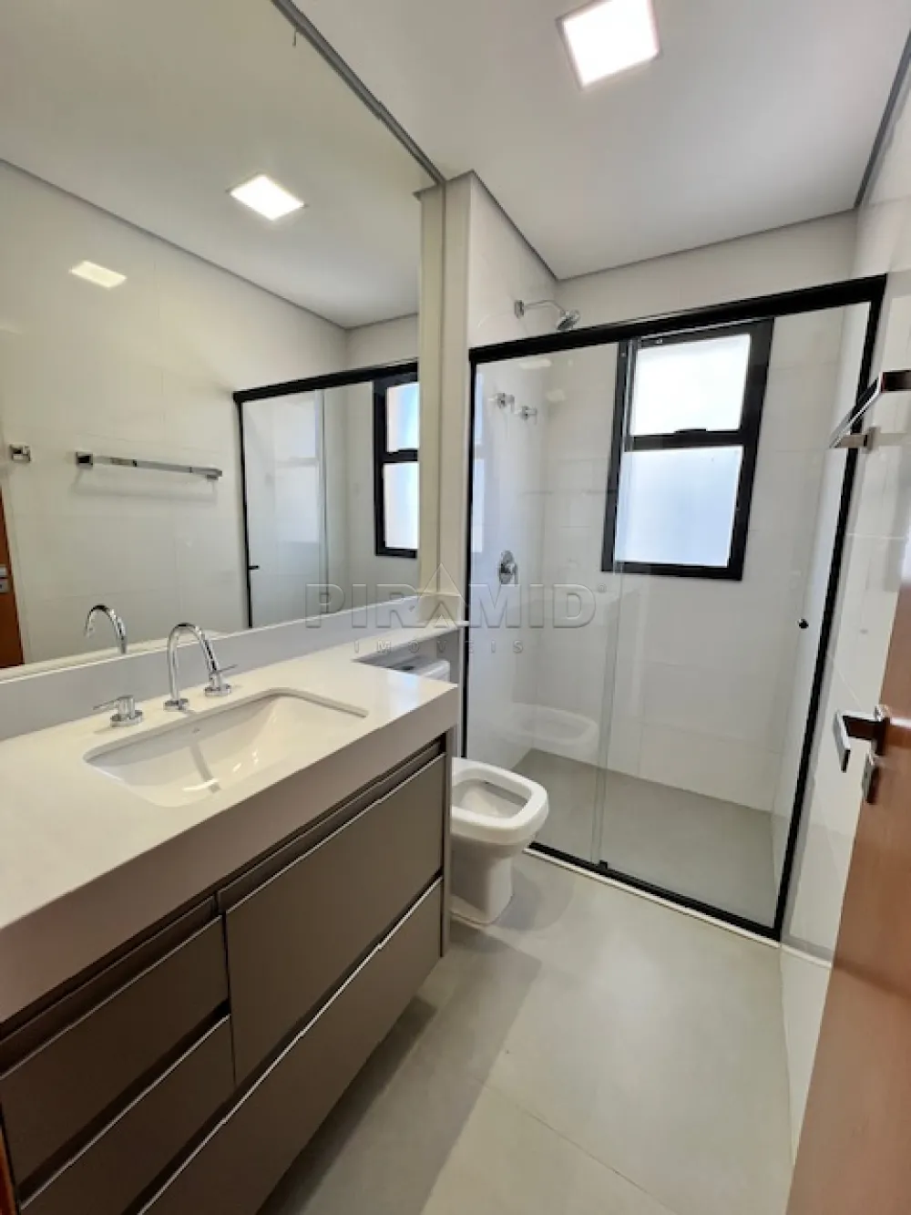 Alugar Apartamento / Padr&atilde;o em Ribeir&atilde;o Preto R$ 4.100,00 - Foto 14