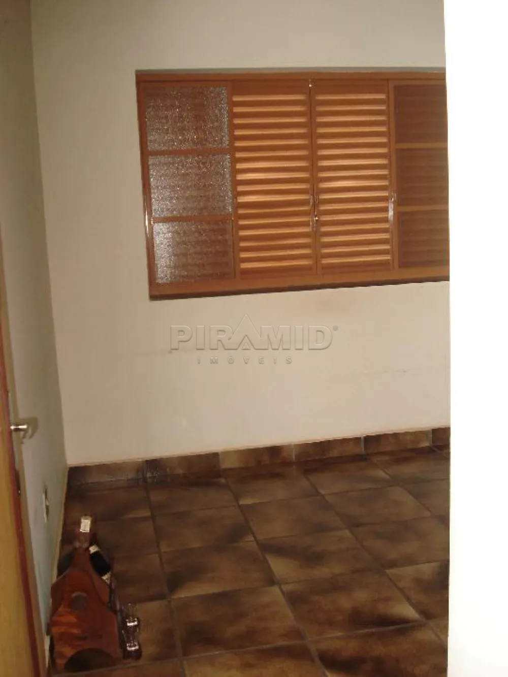 Comprar Apartamento / Padr&atilde;o em Ribeir&atilde;o Preto R$ 250.000,00 - Foto 2