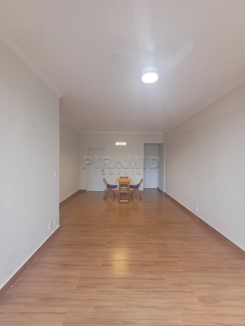 Comprar Apartamento / Padr&atilde;o em Ribeir&atilde;o Preto R$ 450.000,00 - Foto 3