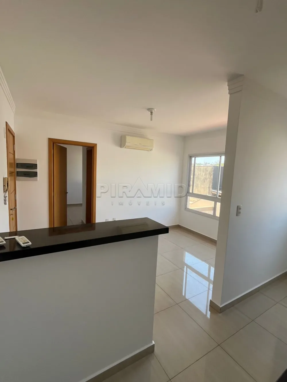 Comprar Apartamento / Flat em Ribeir&atilde;o Preto R$ 245.000,00 - Foto 1