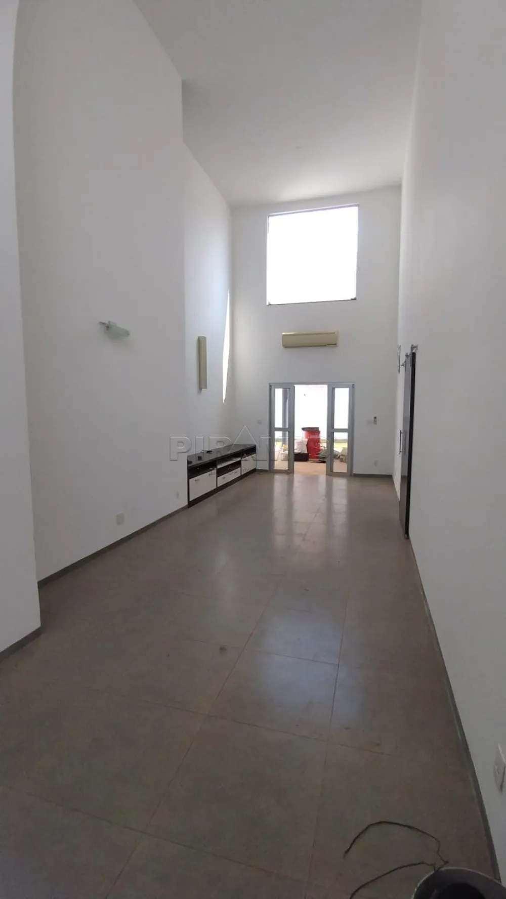 Alugar Casa / Padr&atilde;o em Ribeir&atilde;o Preto R$ 6.500,00 - Foto 1