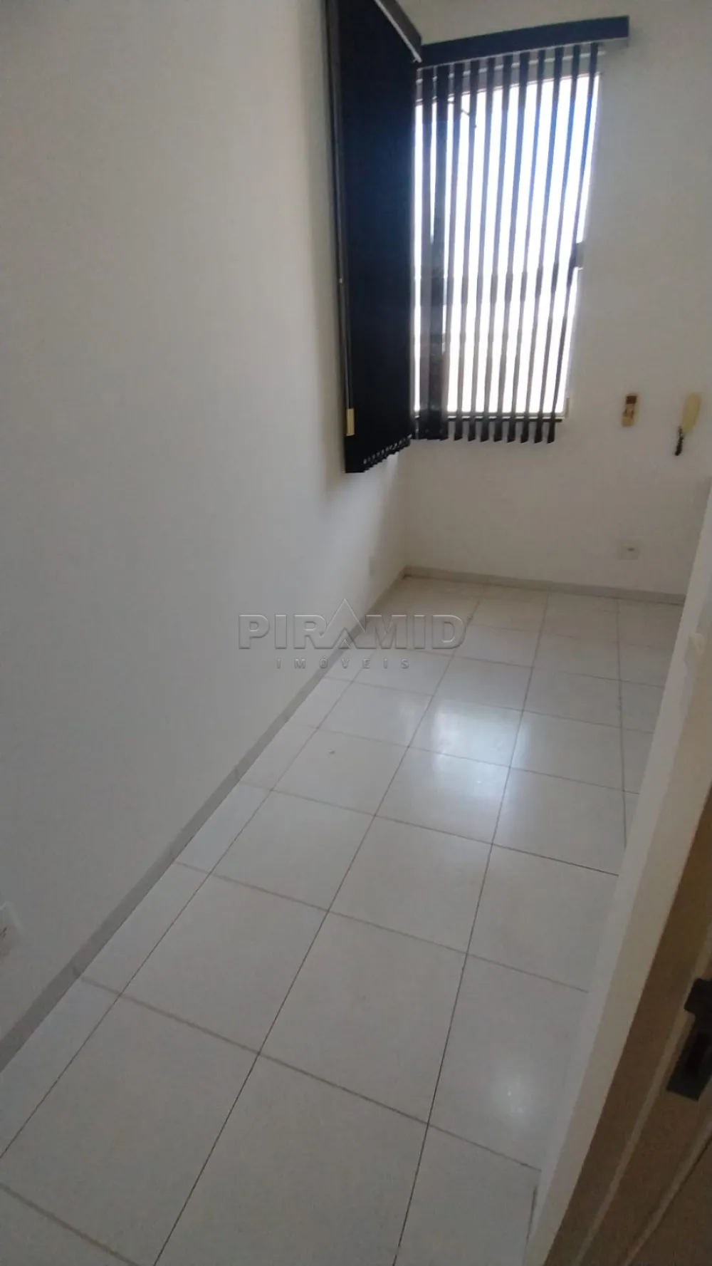 Alugar Casa / Padr&atilde;o em Ribeir&atilde;o Preto R$ 6.500,00 - Foto 20