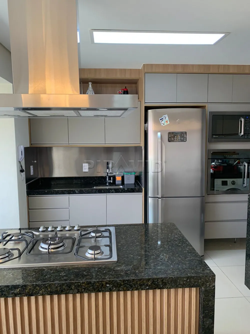 Comprar Apartamento / Padr&atilde;o em Ribeir&atilde;o Preto R$ 850.000,00 - Foto 4