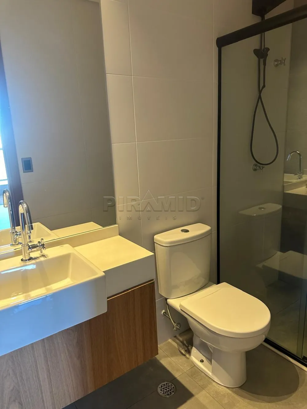 Alugar Apartamento / Padr&atilde;o em Ribeir&atilde;o Preto R$ 4.500,00 - Foto 8