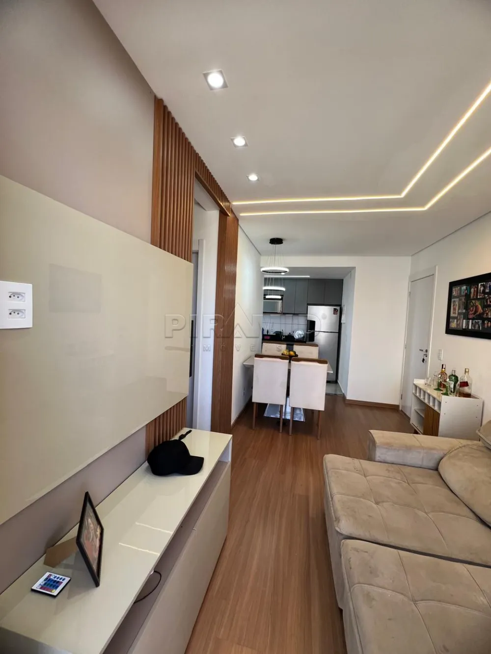 Comprar Apartamento / Padr&atilde;o em Ribeir&atilde;o Preto R$ 350.000,00 - Foto 2