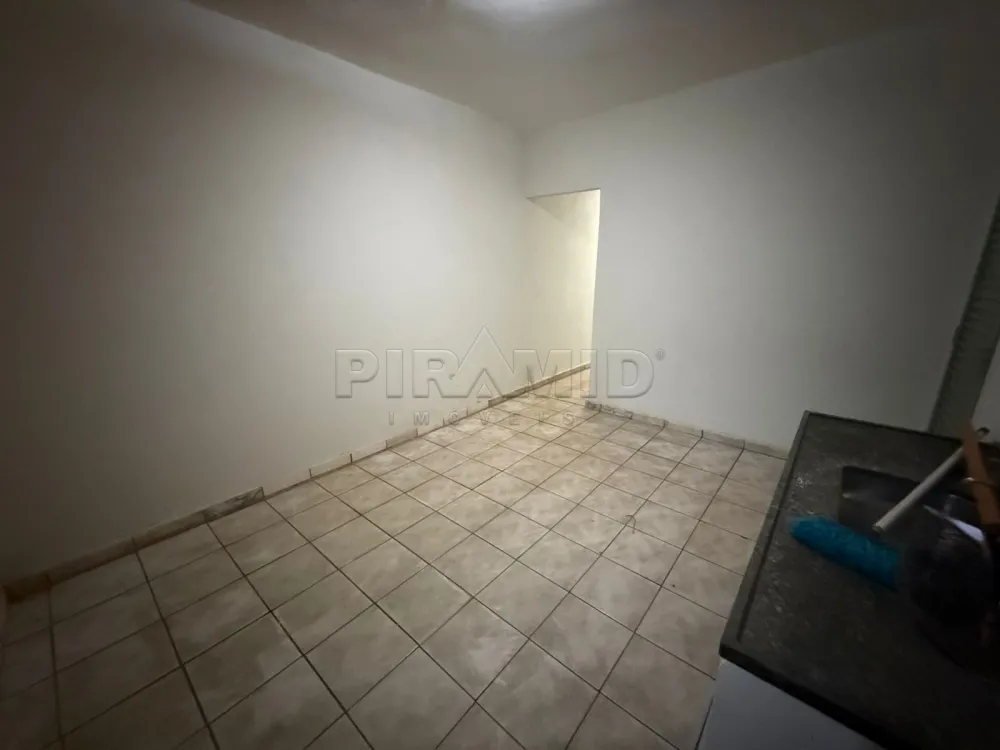 Alugar Casa / Padr&atilde;o em Ribeir&atilde;o Preto R$ 850,00 - Foto 8