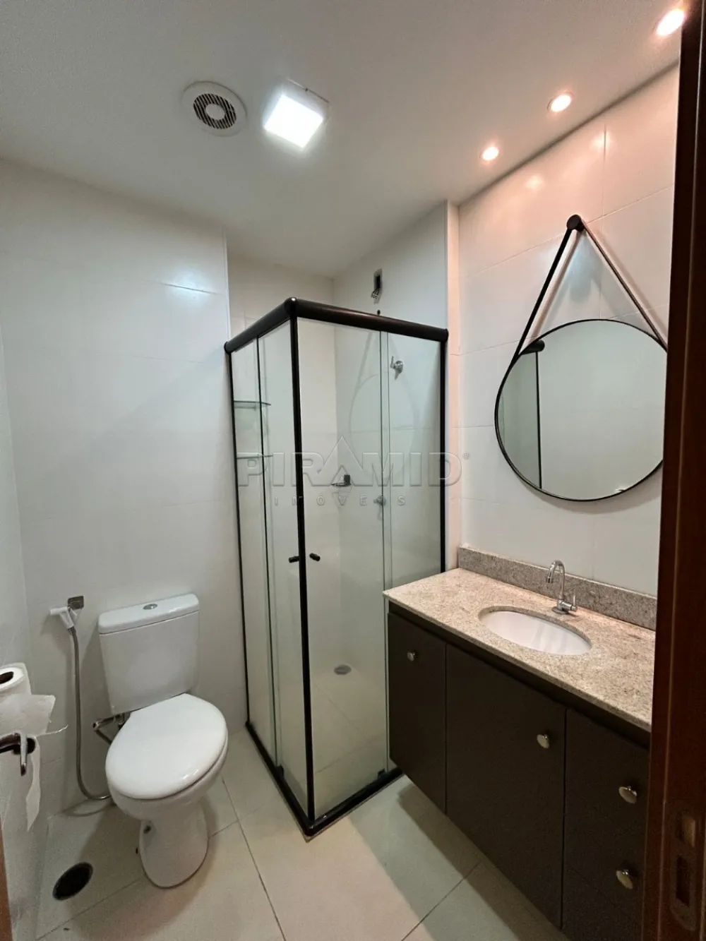 Alugar Apartamento / Padr&atilde;o em Ribeir&atilde;o Preto R$ 1.750,00 - Foto 18
