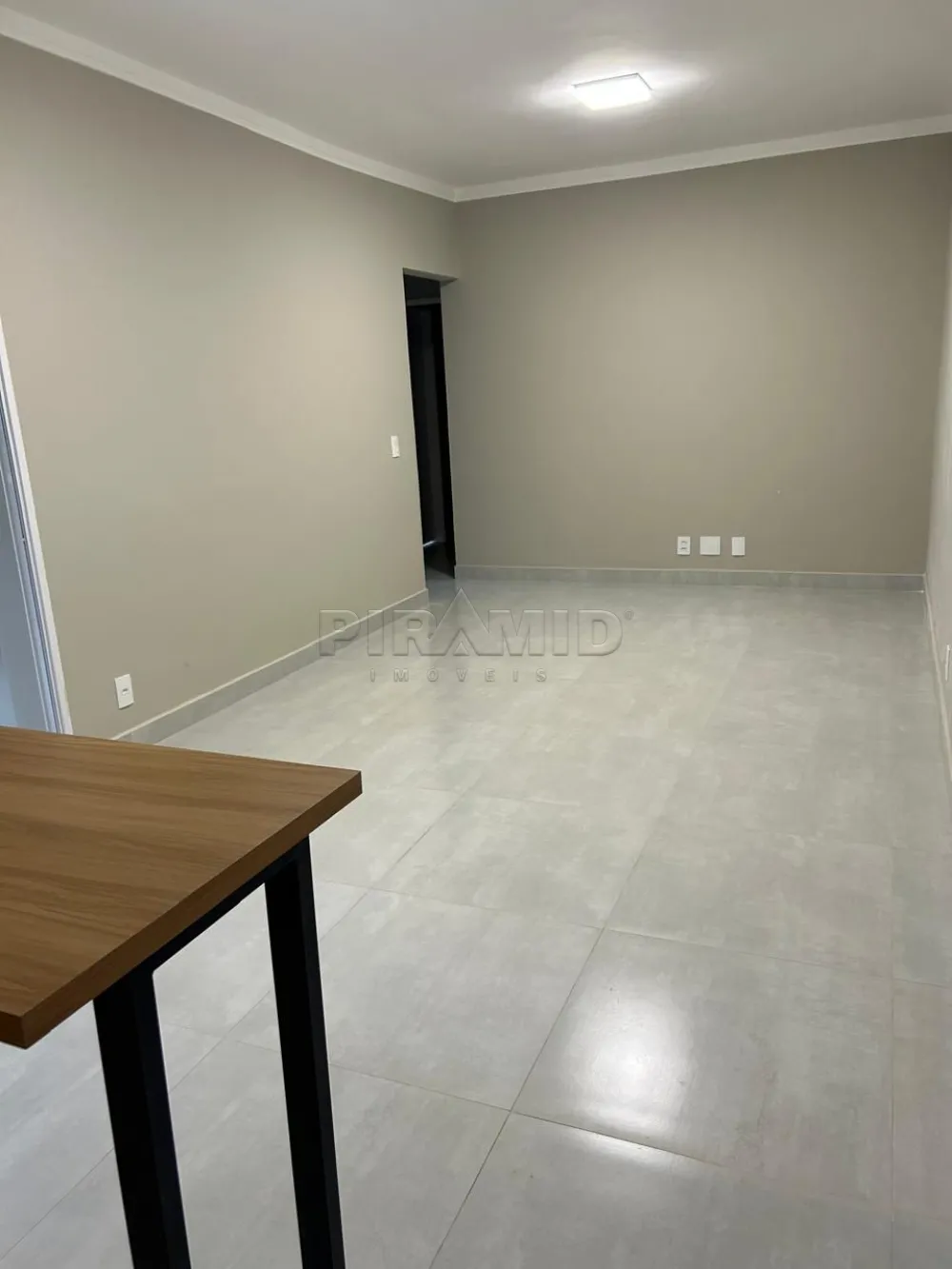 Comprar Apartamento / Padr&atilde;o em Ribeir&atilde;o Preto R$ 470.000,00 - Foto 2