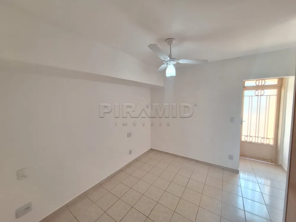Alugar Apartamento / Padr&atilde;o em Ribeir&atilde;o Preto R$ 1.500,00 - Foto 4