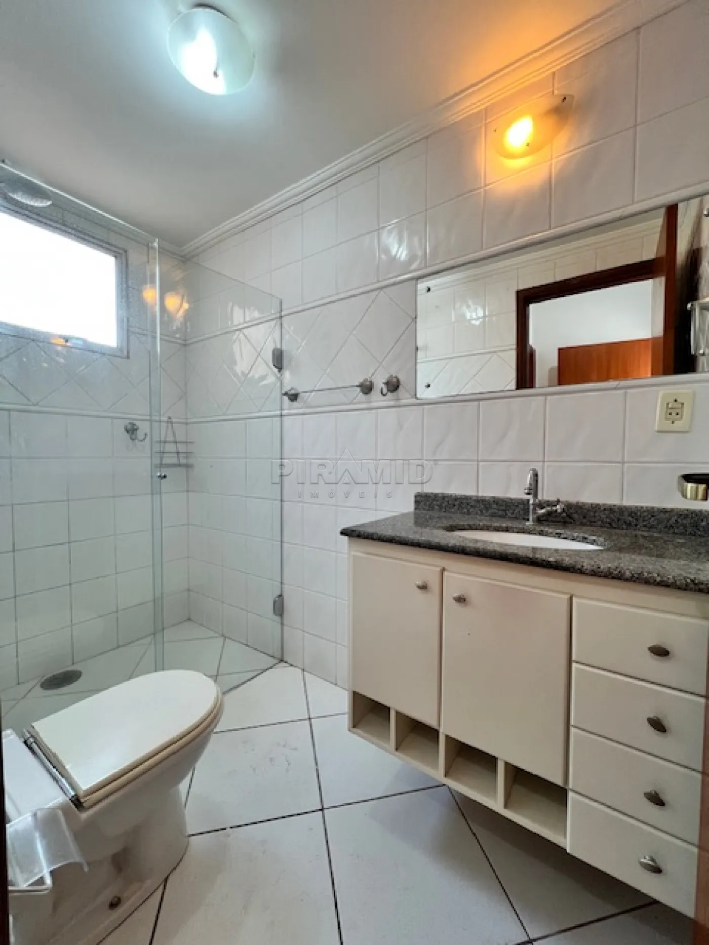 Alugar Apartamento / Padr&atilde;o em Ribeir&atilde;o Preto R$ 1.600,00 - Foto 7