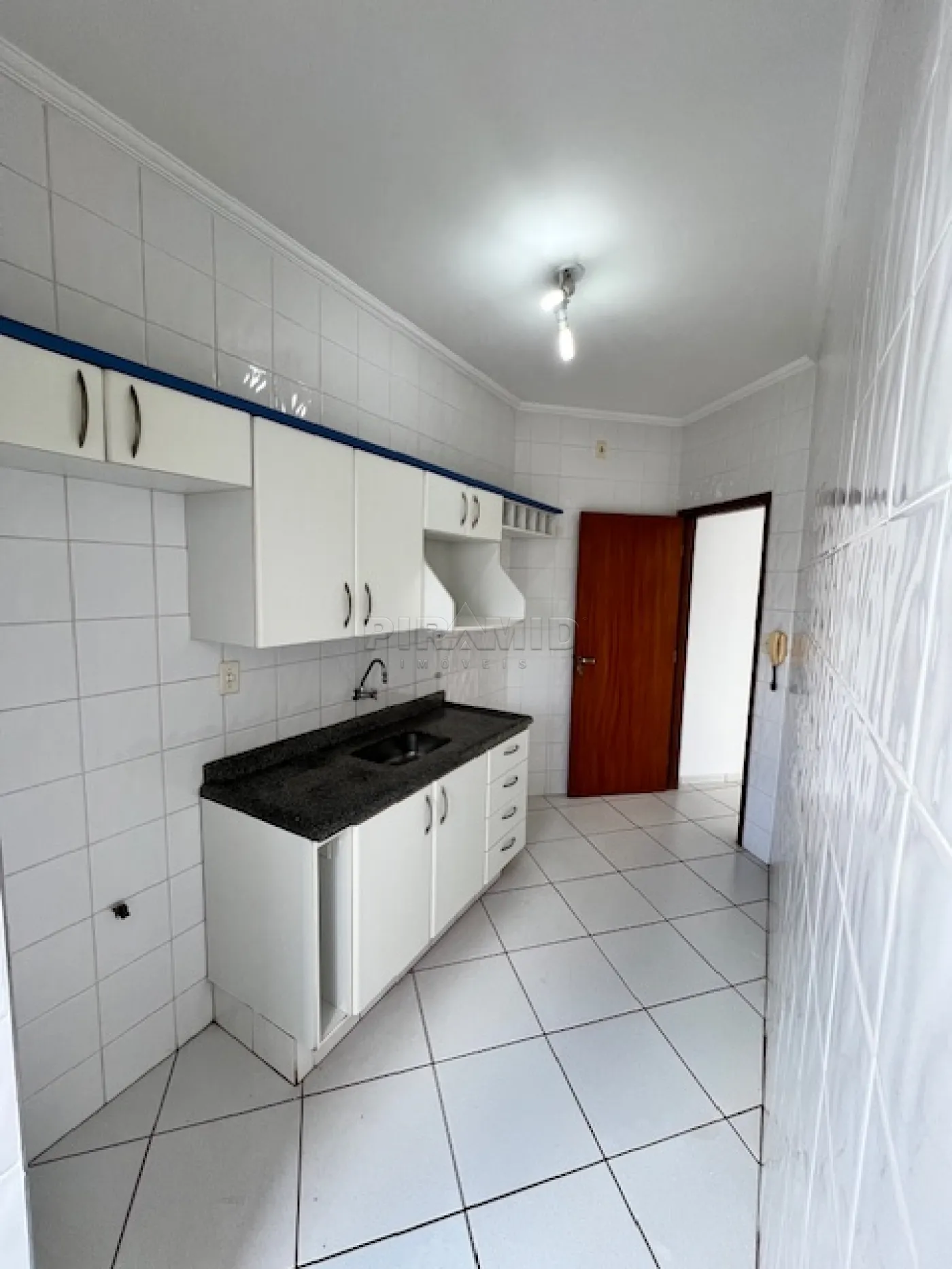 Alugar Apartamento / Padr&atilde;o em Ribeir&atilde;o Preto R$ 1.600,00 - Foto 9