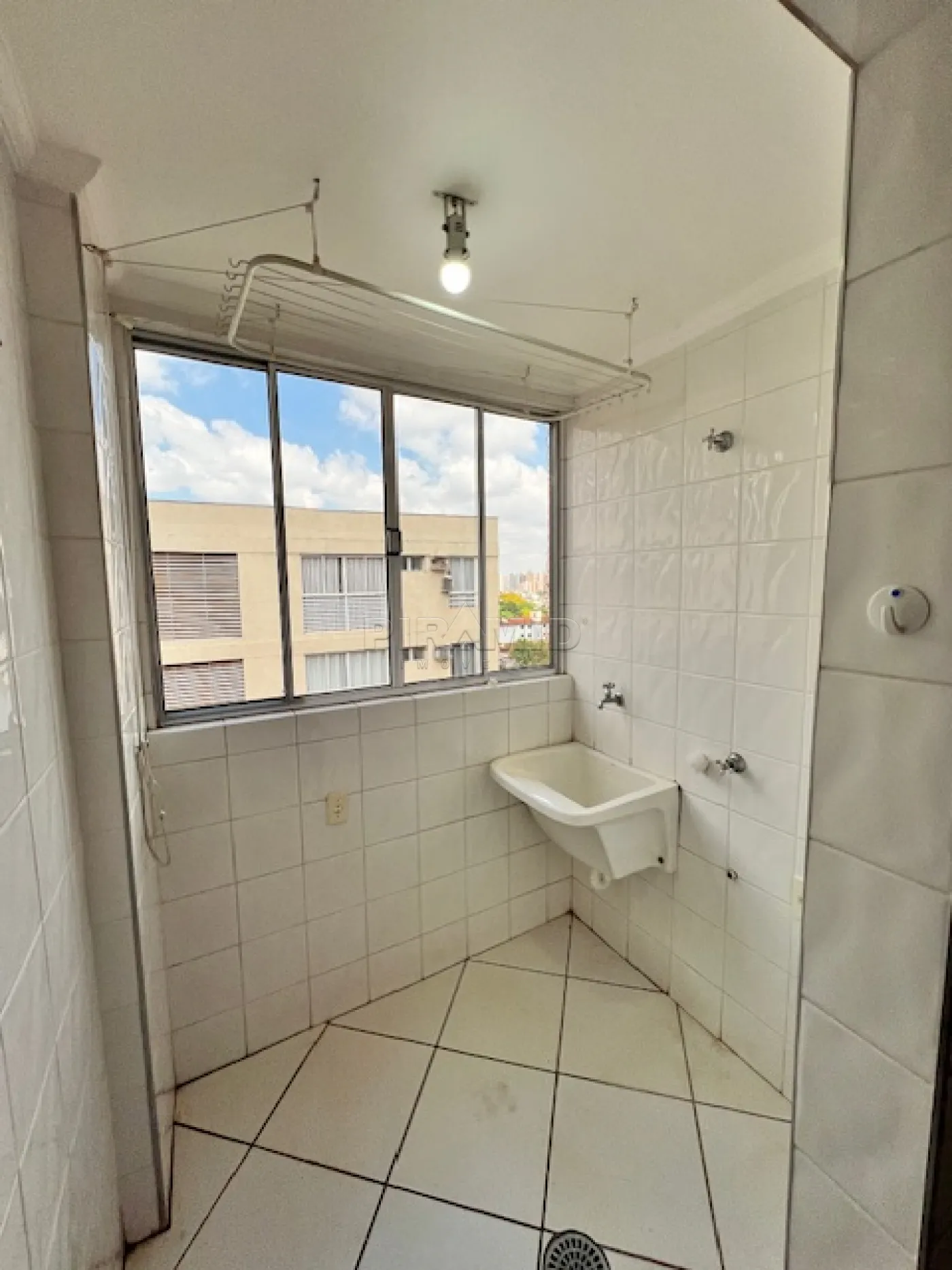 Alugar Apartamento / Padr&atilde;o em Ribeir&atilde;o Preto R$ 1.600,00 - Foto 10