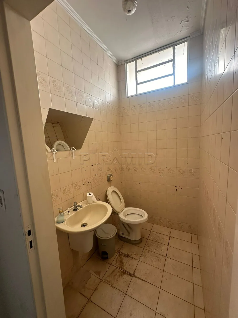 Alugar Comercial / Sal&atilde;o em Ribeir&atilde;o Preto R$ 3.300,00 - Foto 4