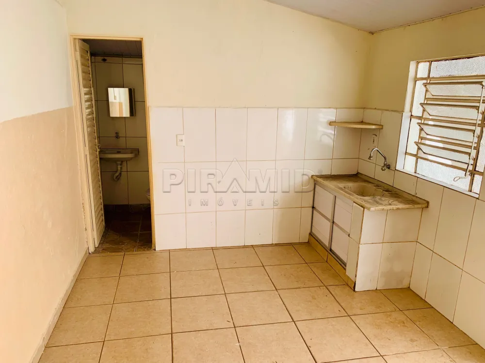 Alugar Casa / Padr&atilde;o em Ribeir&atilde;o Preto R$ 750,00 - Foto 6