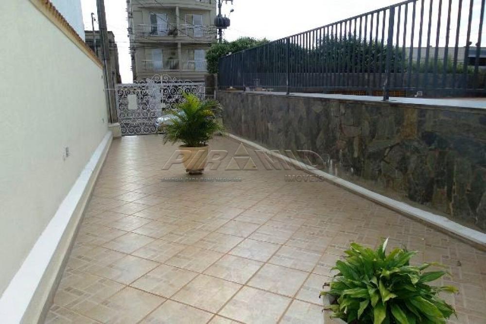 Alugar Apartamento / Padr&atilde;o em Ribeir&atilde;o Preto R$ 900,00 - Foto 15