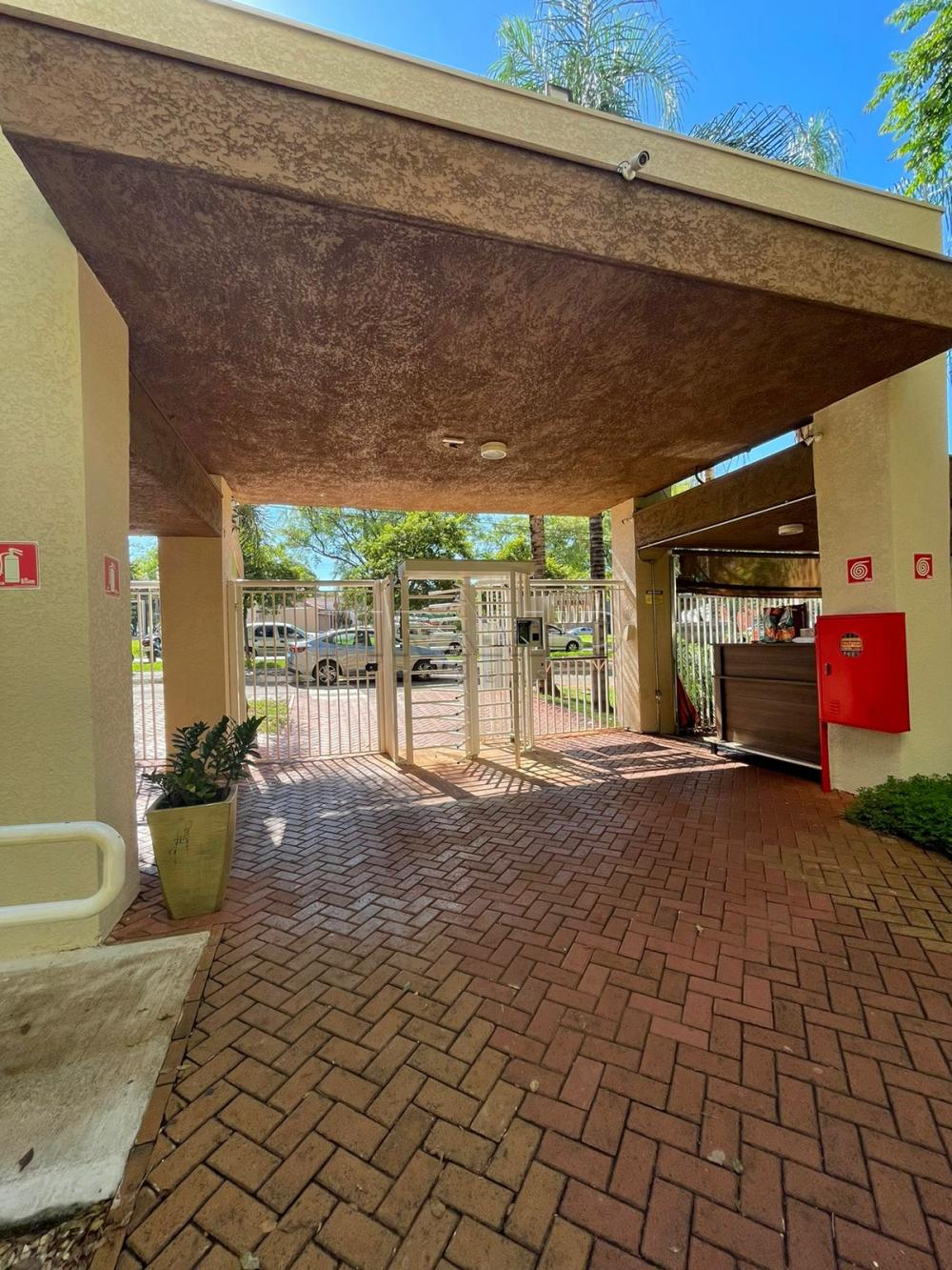 Alugar Apartamento / Padr&atilde;o em Ribeir&atilde;o Preto R$ 1.583,00 - Foto 33