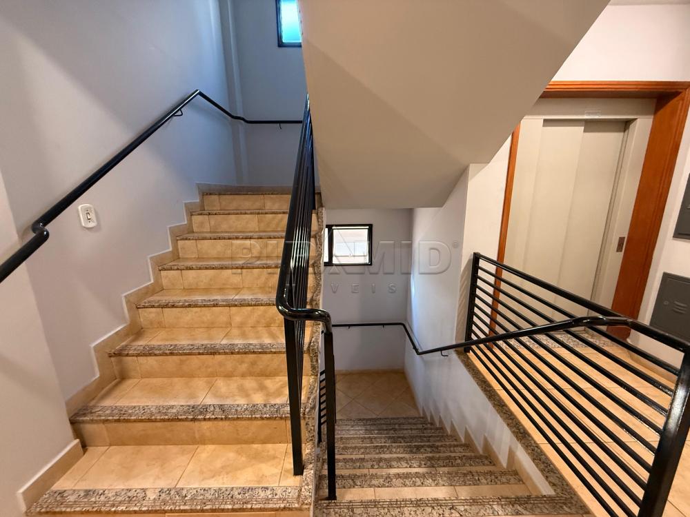 Alugar Apartamento / Padr&atilde;o em Ribeir&atilde;o Preto R$ 2.000,00 - Foto 36