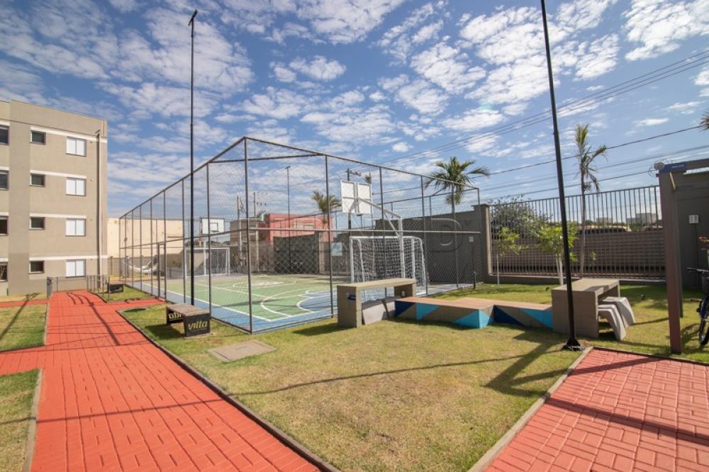 Alugar Apartamento / Padr&atilde;o em Ribeir&atilde;o Preto R$ 1.250,00 - Foto 16