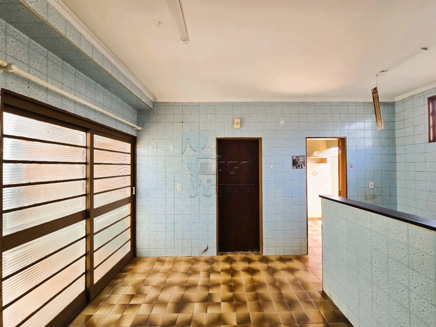 Alugar Casa / Padr&atilde;o em Ribeir&atilde;o Preto R$ 2.000,00 - Foto 4