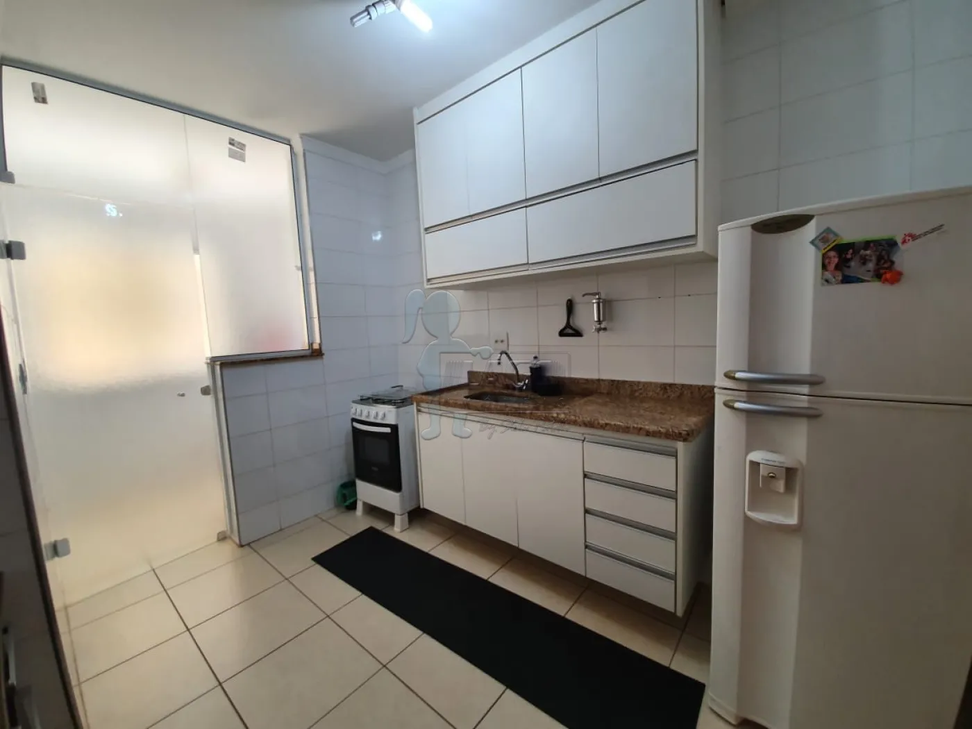 Alugar Apartamento / Padr&atilde;o em Ribeir&atilde;o Preto R$ 1.800,00 - Foto 4