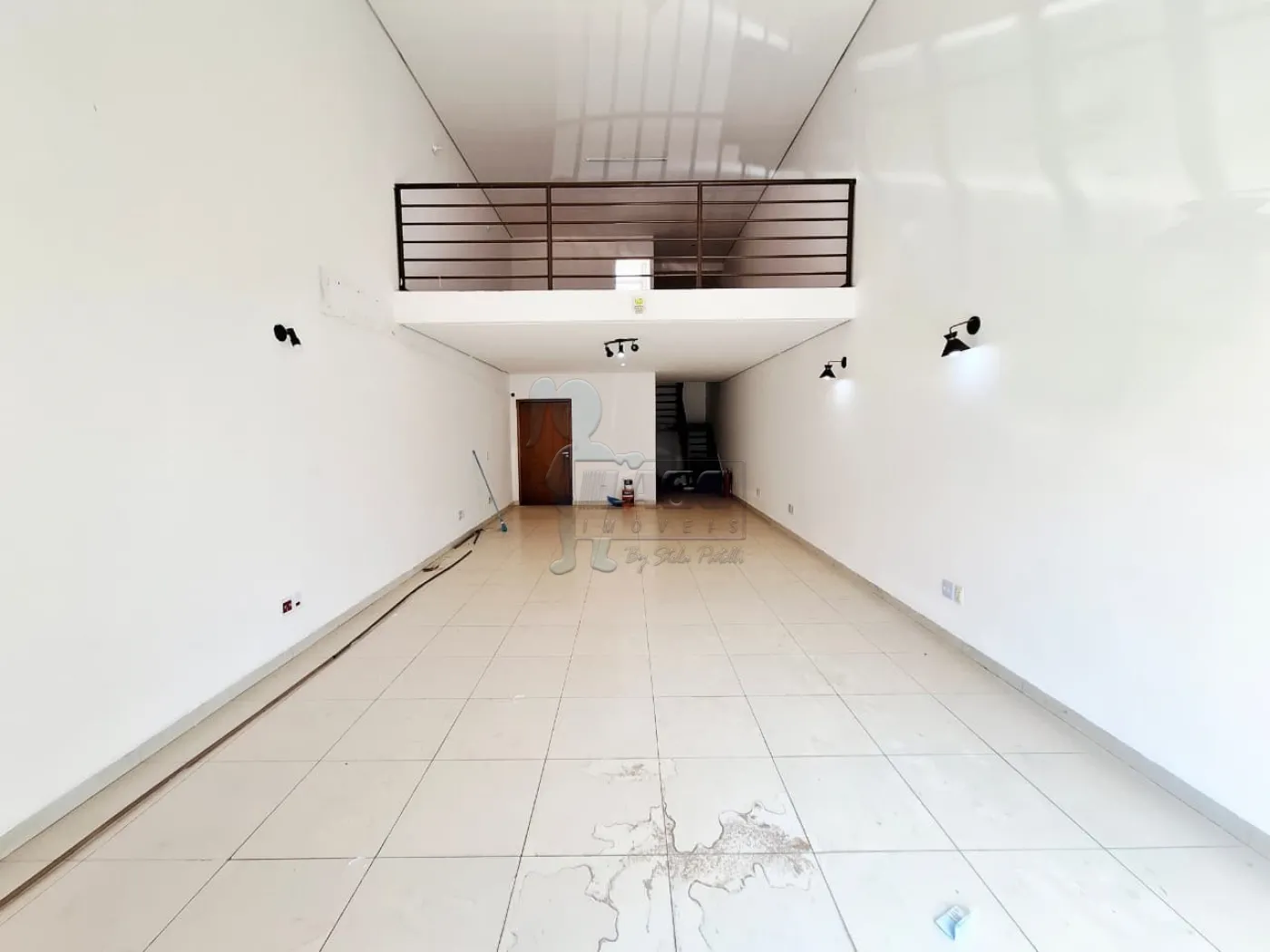 Alugar Comercial padr&atilde;o / Loja em Ribeir&atilde;o Preto R$ 3.000,00 - Foto 1