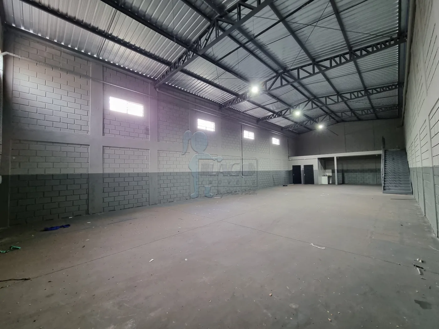 Alugar Comercial padr&atilde;o / Galp&atilde;o - Armaz&eacute;m em Ribeir&atilde;o Preto R$ 7.000,00 - Foto 1