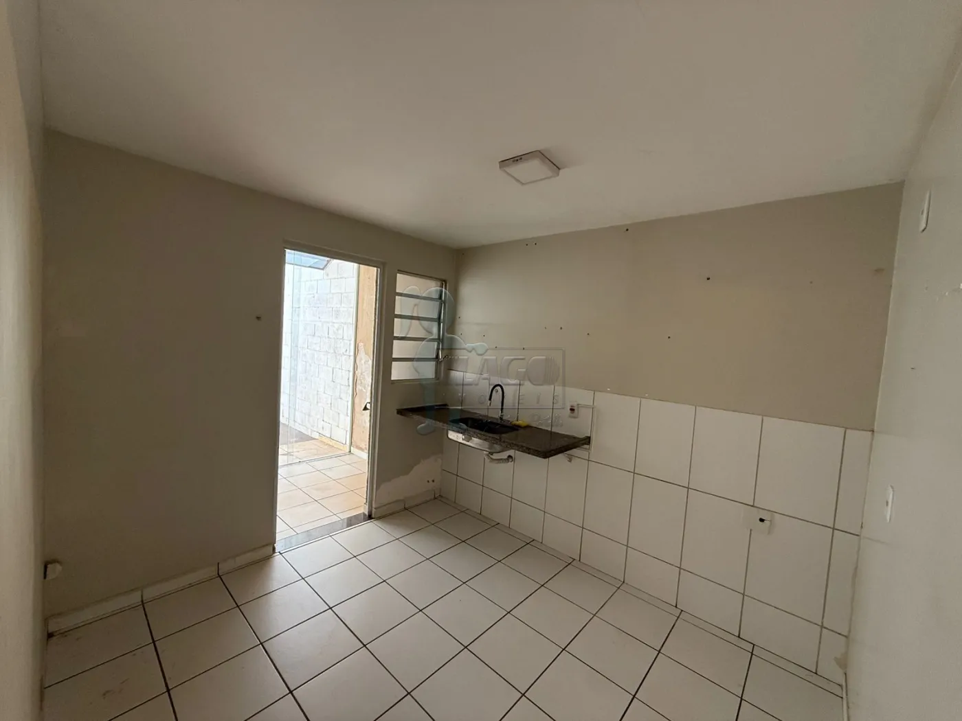 Alugar Casa condom&iacute;nio / Sobrado em Ribeir&atilde;o Preto R$ 3.000,00 - Foto 3