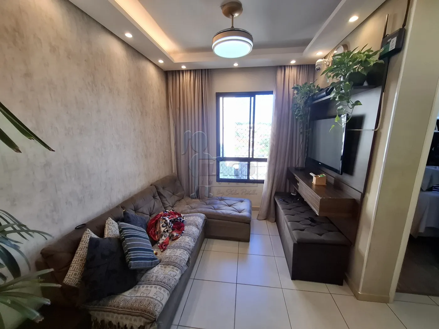 Comprar Apartamento / Padr&atilde;o em Ribeir&atilde;o Preto R$ 250.000,00 - Foto 2