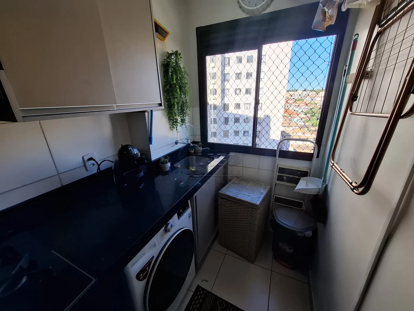 Comprar Apartamento / Padr&atilde;o em Ribeir&atilde;o Preto R$ 250.000,00 - Foto 6
