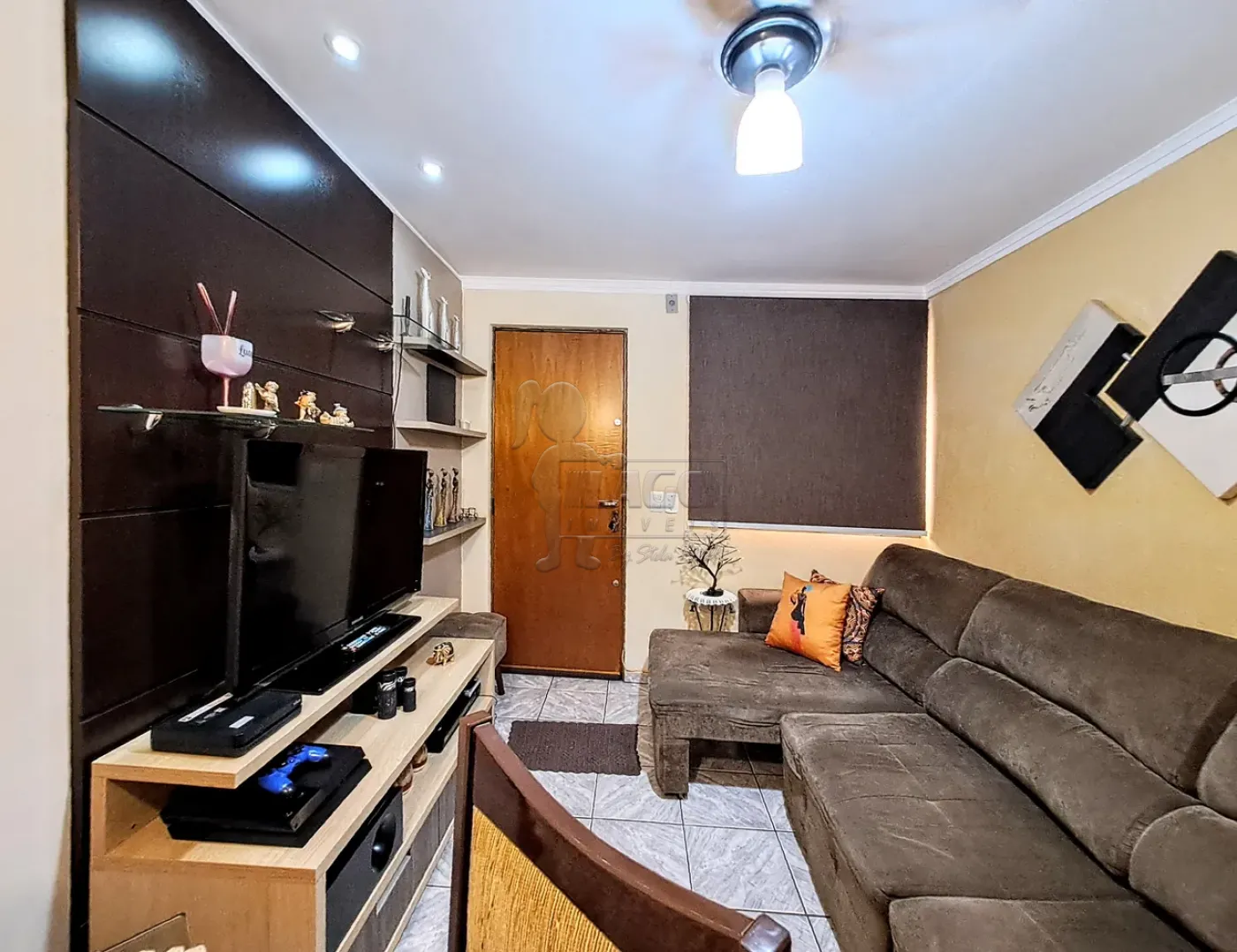 Alugar Apartamento / Padr&atilde;o em Ribeir&atilde;o Preto R$ 1.200,00 - Foto 1