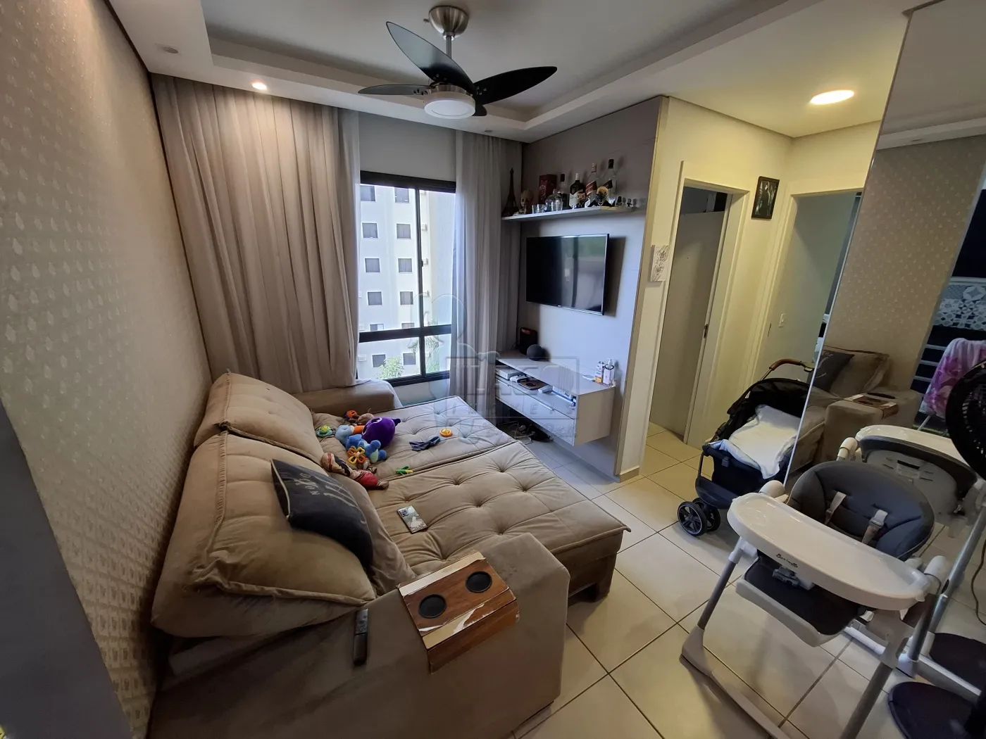 Comprar Apartamento / Padr&atilde;o em Ribeir&atilde;o Preto R$ 300.000,00 - Foto 2