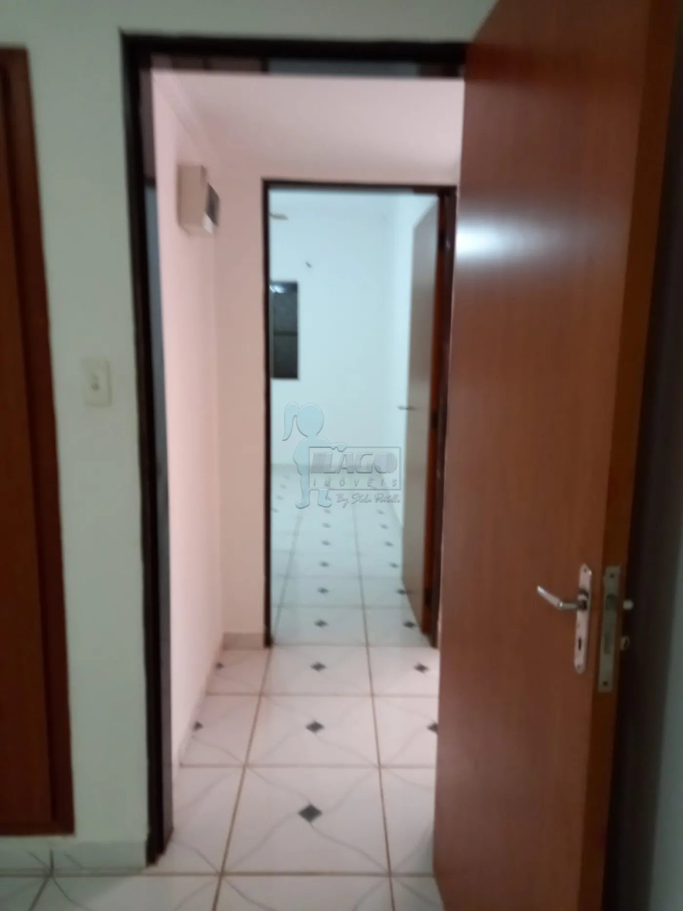 Alugar Casa / Padr&atilde;o em Ribeir&atilde;o Preto R$ 2.500,00 - Foto 6