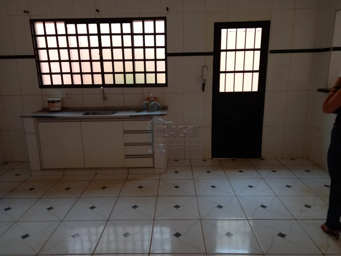 Alugar Casa / Padr&atilde;o em Ribeir&atilde;o Preto R$ 2.500,00 - Foto 2