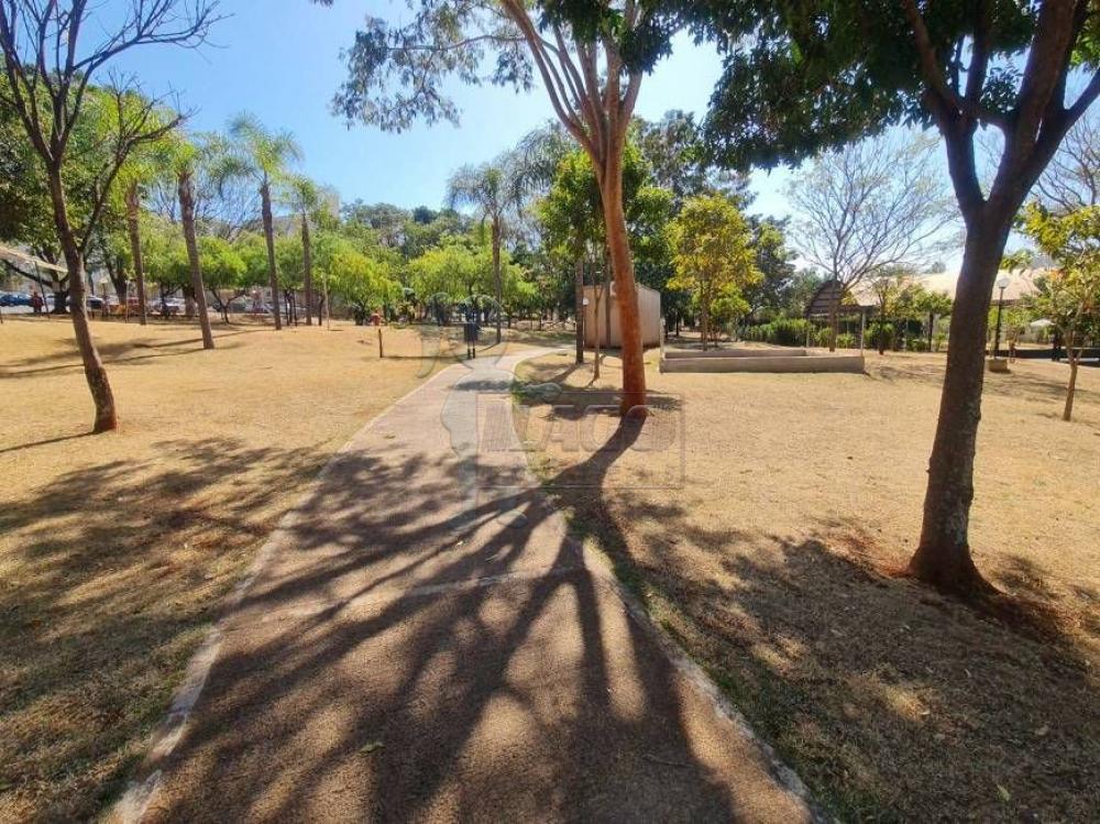 Alugar Apartamento / Padr&atilde;o em Ribeir&atilde;o Preto R$ 1.600,00 - Foto 21