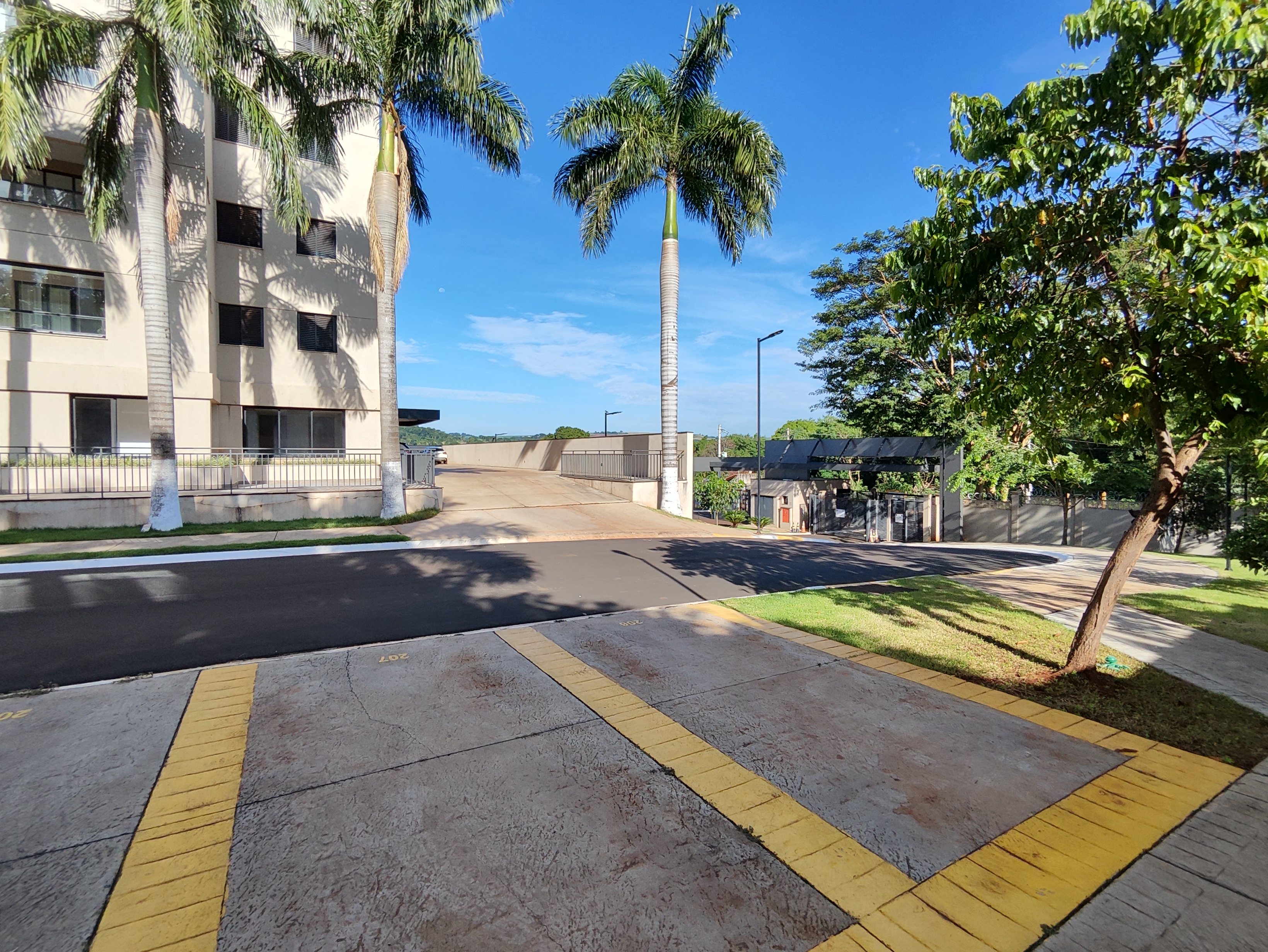 Alugar Apartamento / Padr&atilde;o em Ribeir&atilde;o Preto R$ 3.000,00 - Foto 23