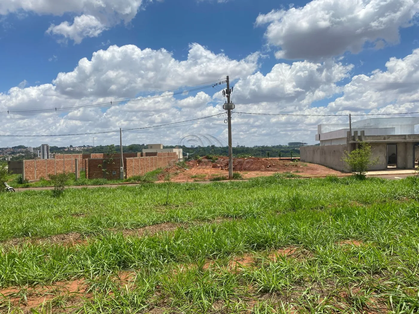 Terrenos / Residencial em Jaboticabal - foto 1