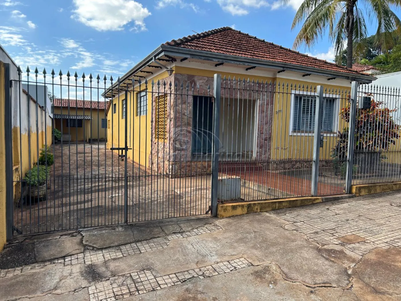 Casas / Padrão em Jaboticabal - foto 1