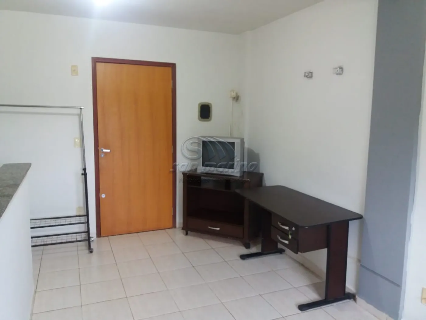 Apartamentos / Kitnet em Jaboticabal - foto 1