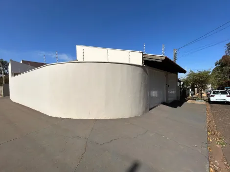 Casas / Padrão em Jaboticabal - foto 1