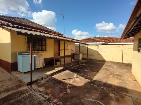 Casas / Padrão em Jaboticabal - foto 1