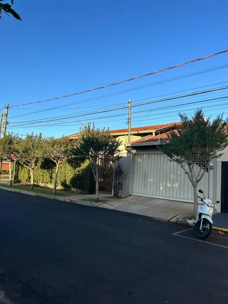 Casas / Padrão em Jaboticabal - foto 0