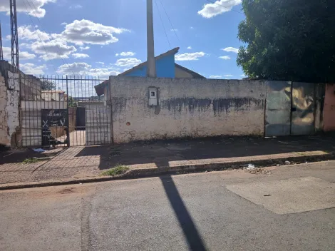 Casas / Padrão em Jaboticabal - foto 0