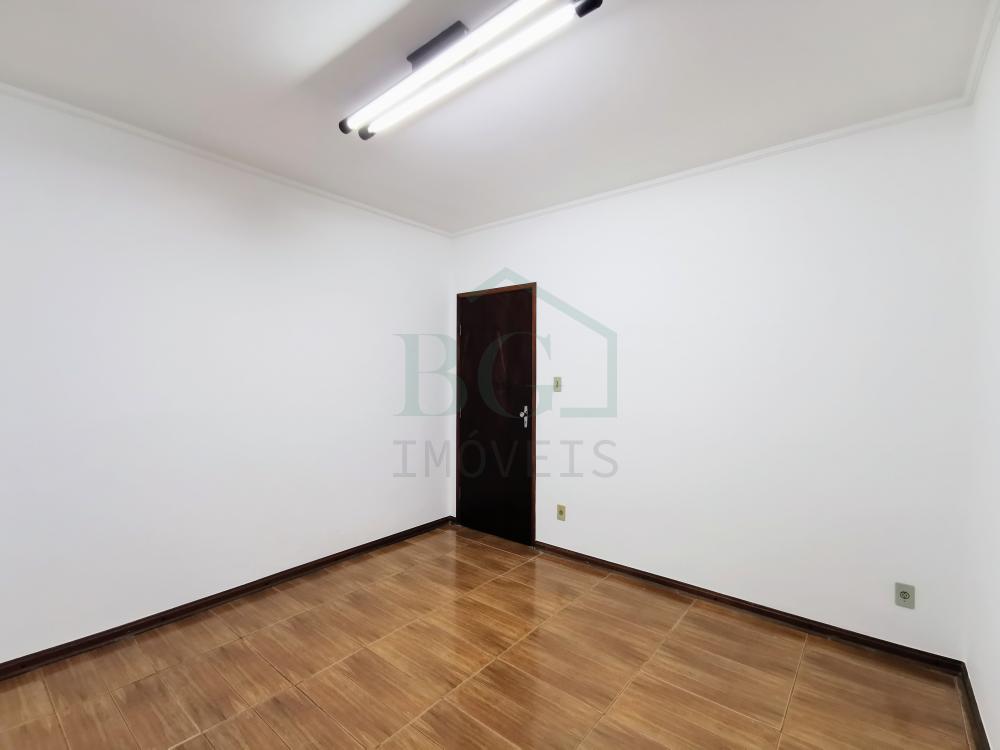 Casa, 4 quartos, 270 m² - Foto 12