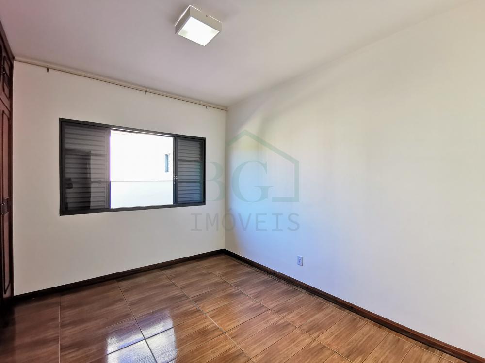 Casa, 4 quartos, 270 m² - Foto 13