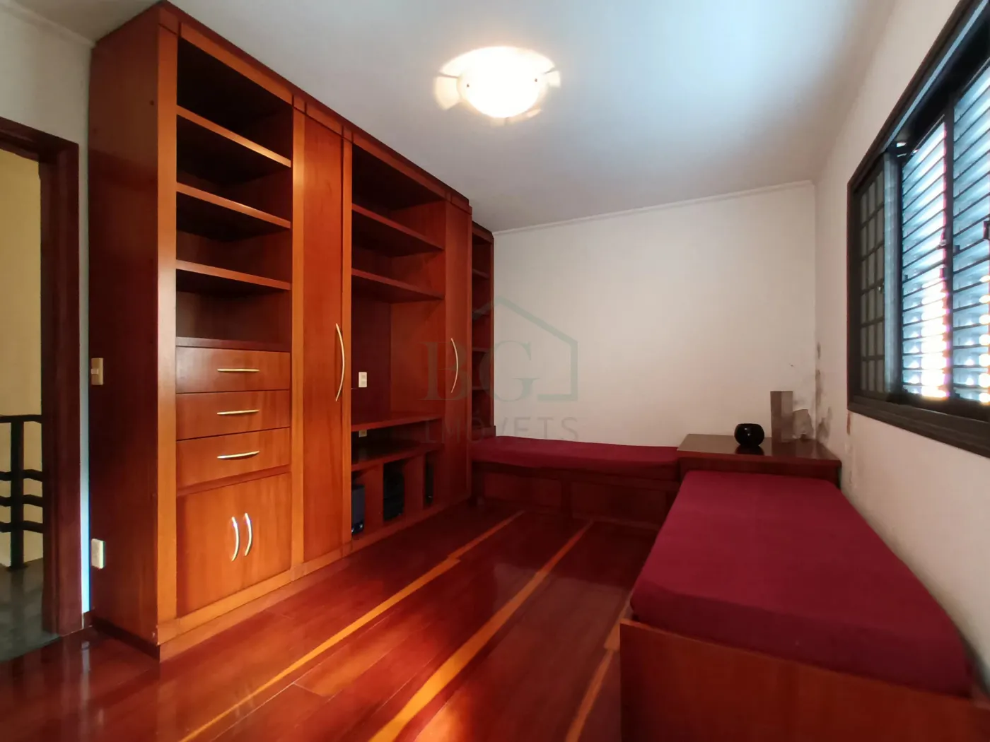 Casa, 3 quartos, 225 m² - Foto 9