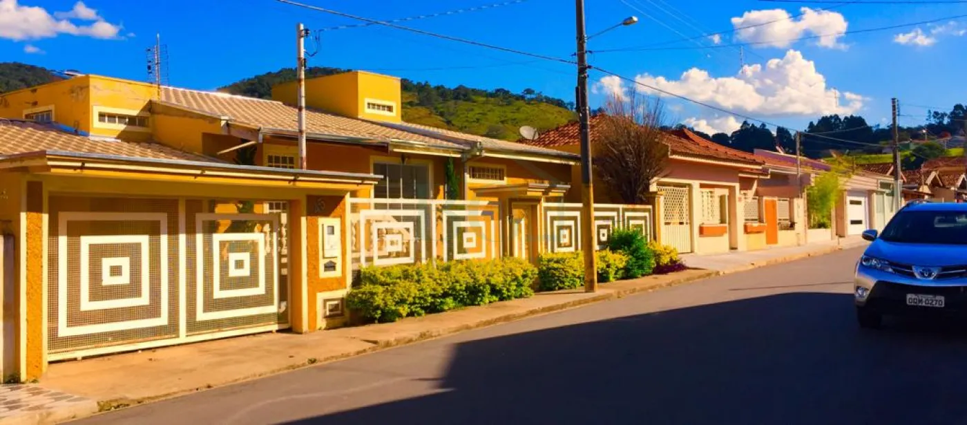 Casa, 3 quartos, 245 m² - Foto 1