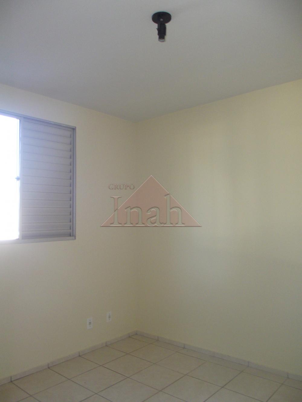 Alugar Apartamentos / Apartamento em Ribeirão Preto R$ 800,00 - Foto 3