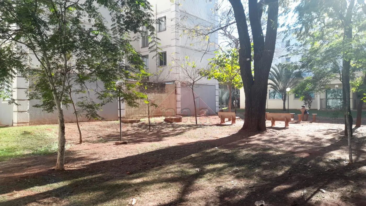 Alugar Apartamentos / Apartamento em Ribeirão Preto R$ 950,00 - Foto 12