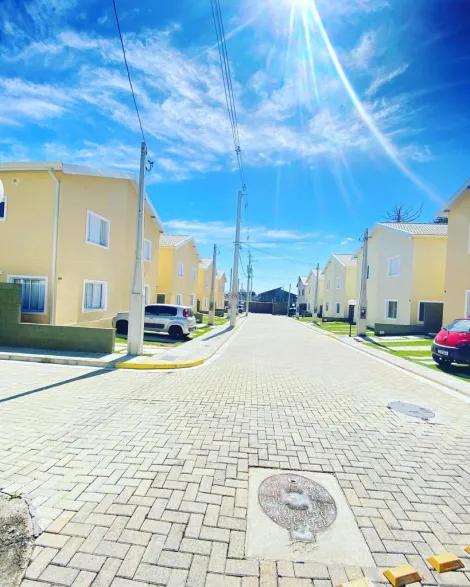 Comprar Casas / Sobrado em Suzano R$ 545.000,00 - Foto 2