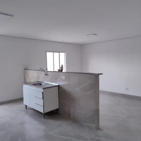 Alugar Casas / Assobradada em Suzano R$ 1.300,00 - Foto 1